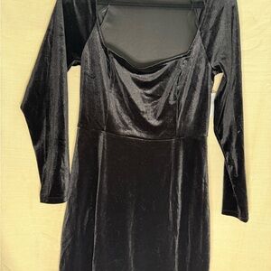 Old Navy Black Velvet Long Sleeve Dress